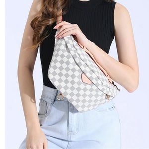 RICHPORTS Checkered Belt Bag